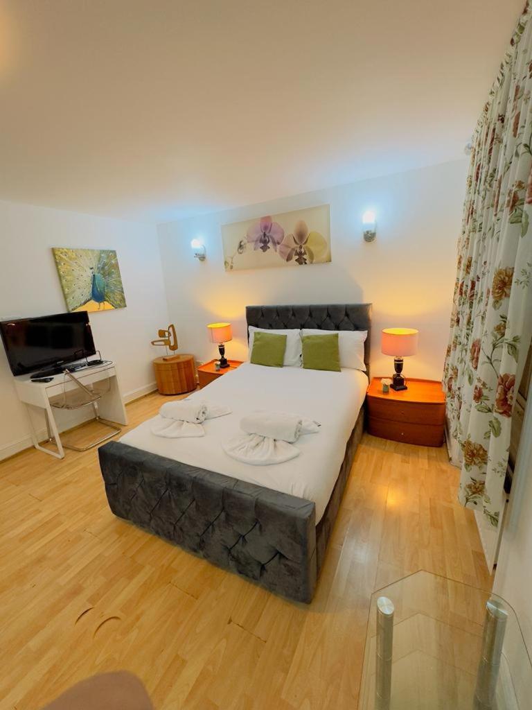 Bright Budget Studio Apartment In Central London Exterior photo